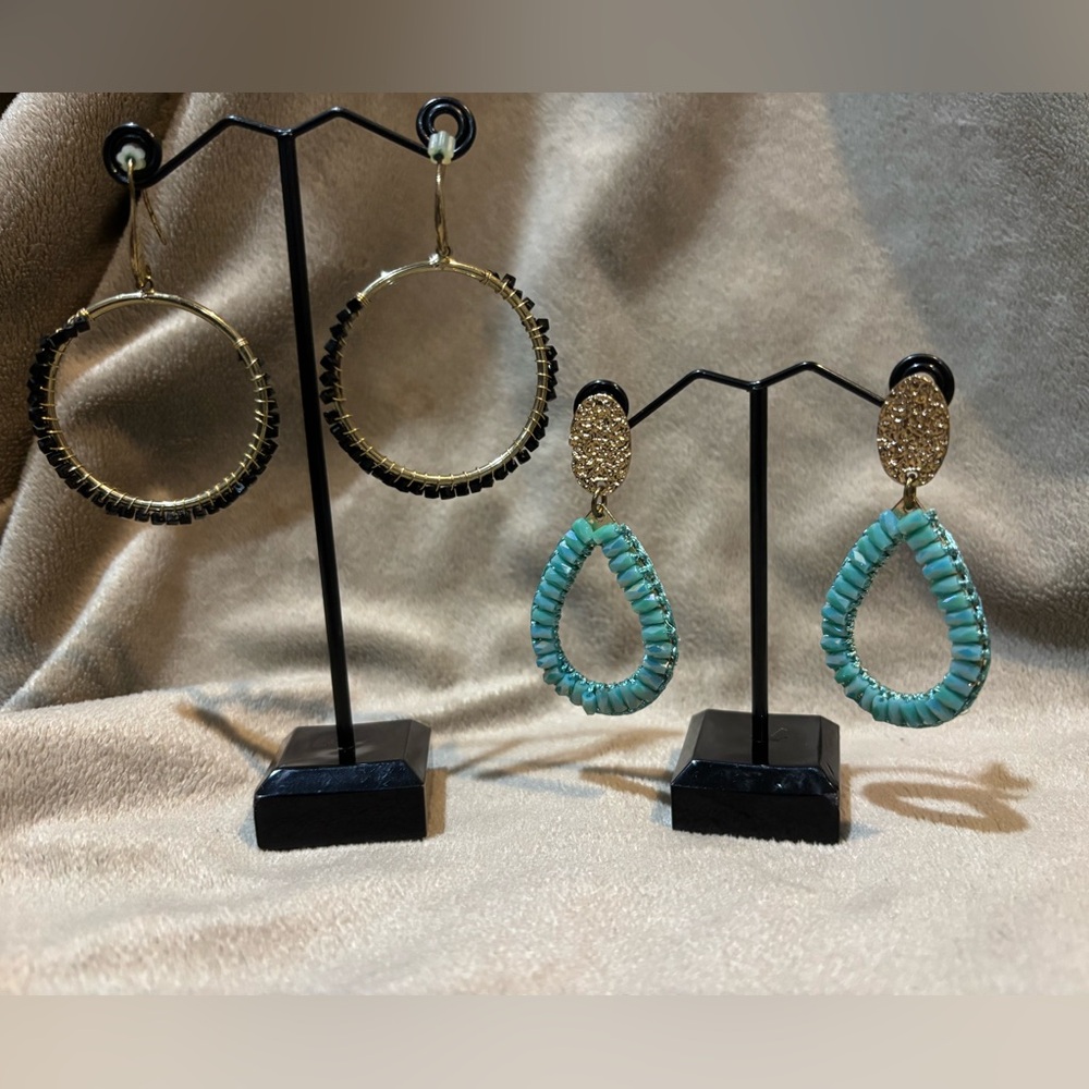 Two pairs boutique beaded dangle earrings hoop and teardrop style turquoise boho